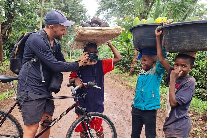 1-Day Moshi Villages bike tour - Returning to Moshi through markets and old transport links