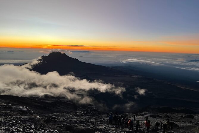 8 Days Kilimanjaro Hike via Lemosho Route - Day 6: Barafu Camp and an early night