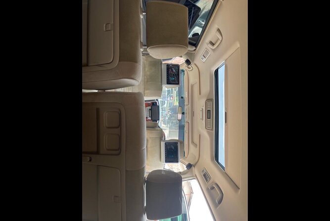 Airport transfer - What the $45 group price really buys you