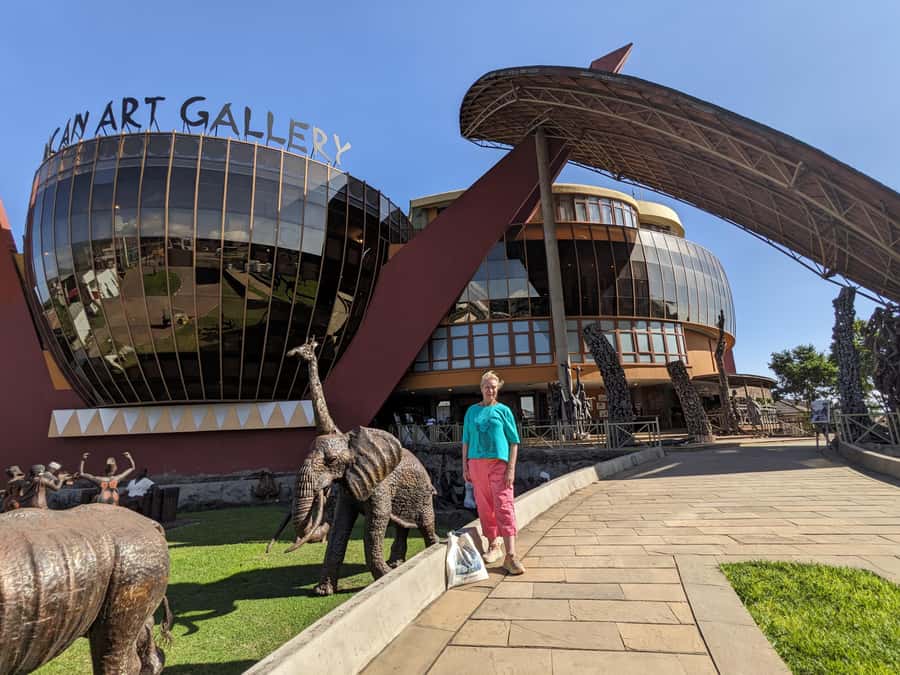 Arusha; Walking City Tour History, Culture & Lifestyle - African art and the Cultural Heritage Centre