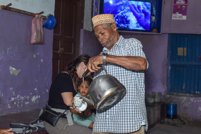 Authentic Street Food Tours in Stone Town, Zanzibar - Six or more vendors, with the menu changing by time of day