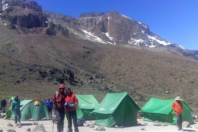 Climbing Kilimanjaro - Machame Route - Day four: Barranco Wall and the exposed Barafu ridge