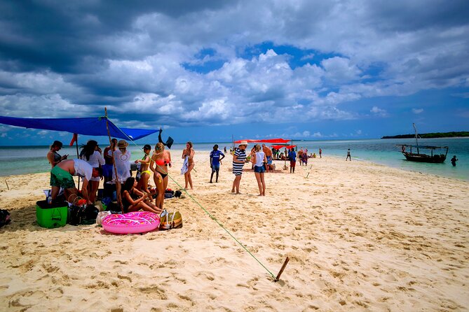 Full Day Safari Blue Zanzibar - Who will enjoy this Zanzibar day most