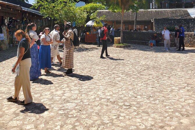 Historical Walking Tour in Zanzibar - What the $33 price gets you