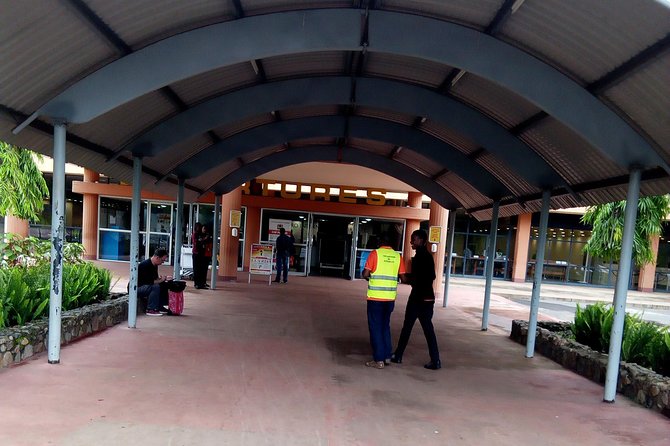 Kilimanjaro Airport taxi to/from Moshi town/Arusha town - Finding your driver at the arrival gate