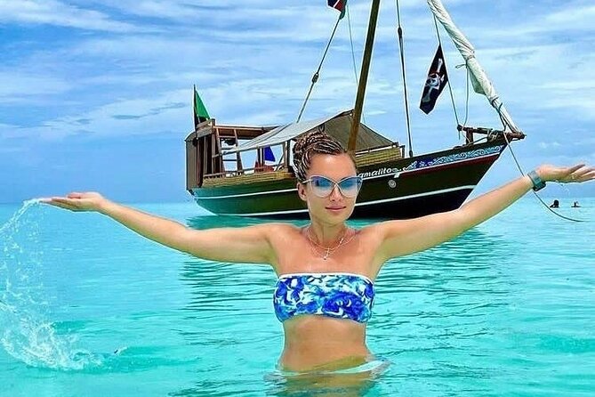 Mnemba Atoll - Key points to know before booking