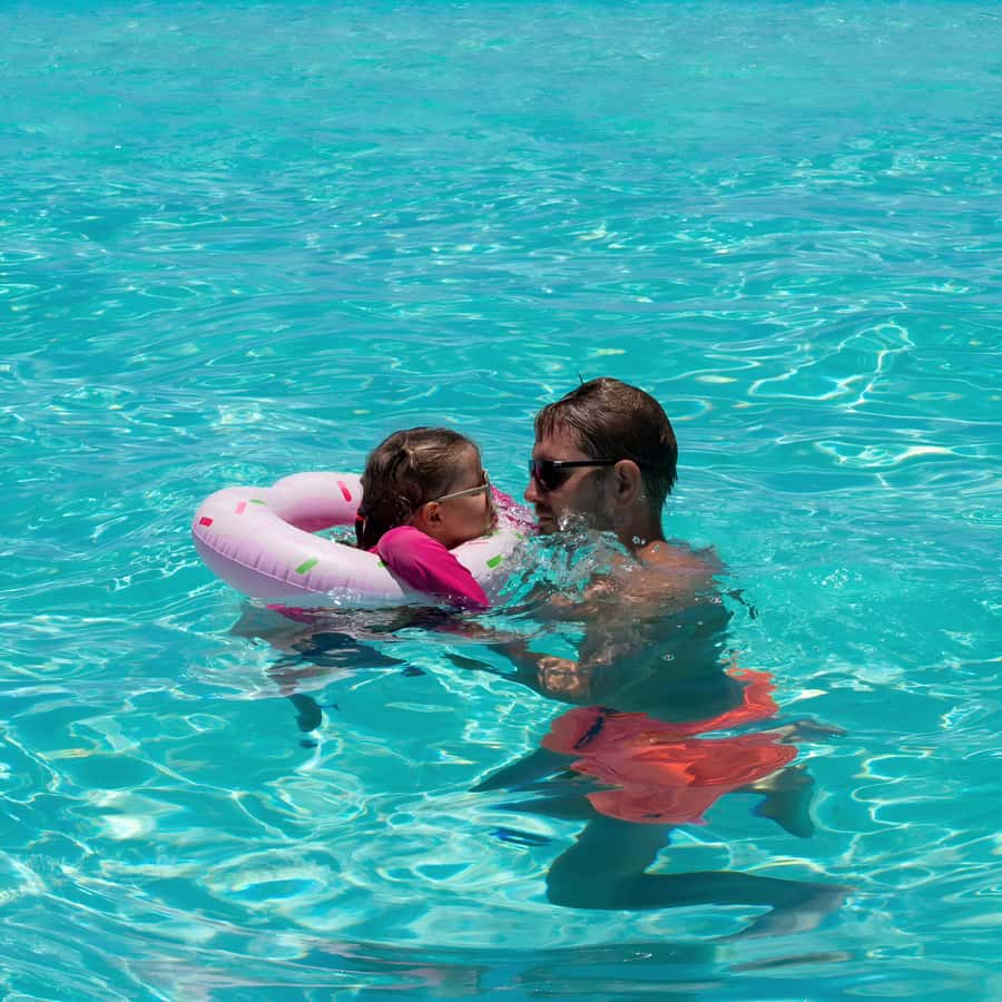 Mnemba Island: Dolphin Swim & Snorkeling with Optional Lunch - Who should book this Mnemba experience?
