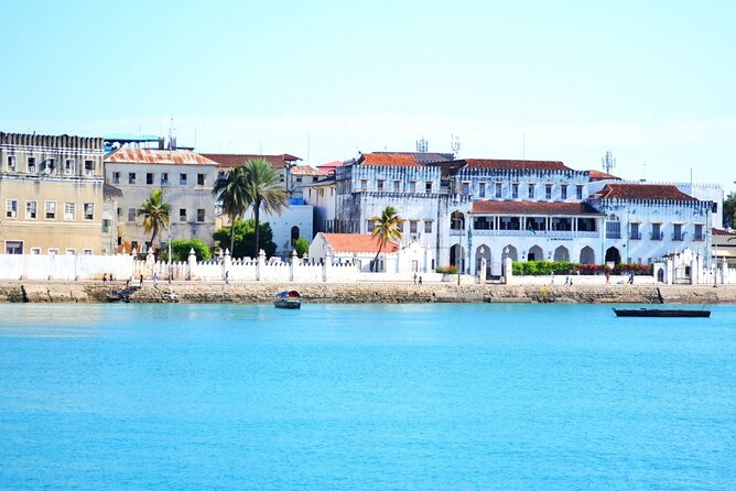 Private Guided Tour to Prison Island, Nakupenda Beach, Stone Town - The guide can shape the entire day