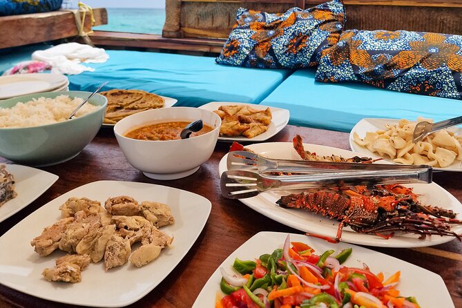 Private/Sharing: Snorkeling with Dolphins Sandbank in Mnemba - A seafood and chicken barbecue on board
