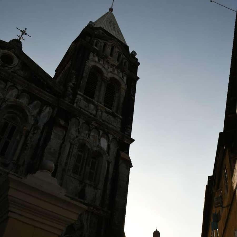 Stone Town Guided Tour: Culture, Slave Market & Spice Market - Old Fort and the layers of Stone Town