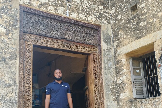 Stone Town Secrets: A walking Tour Zanzibar - Freddie Mercury’s former home adds a personal connection