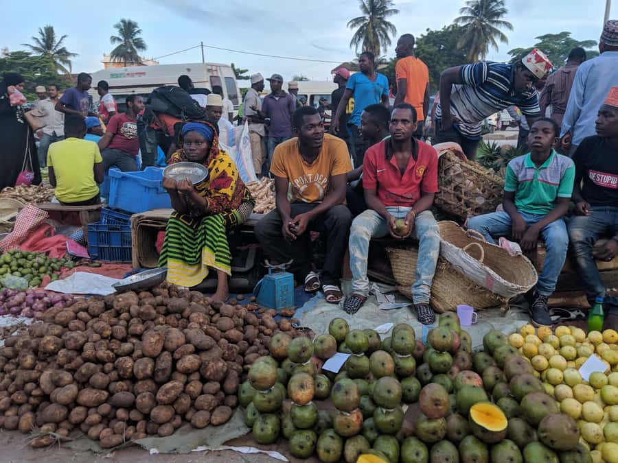 Stonetown Historical Walking Tour & Traditional Lunch - Lunch at a local restaurant