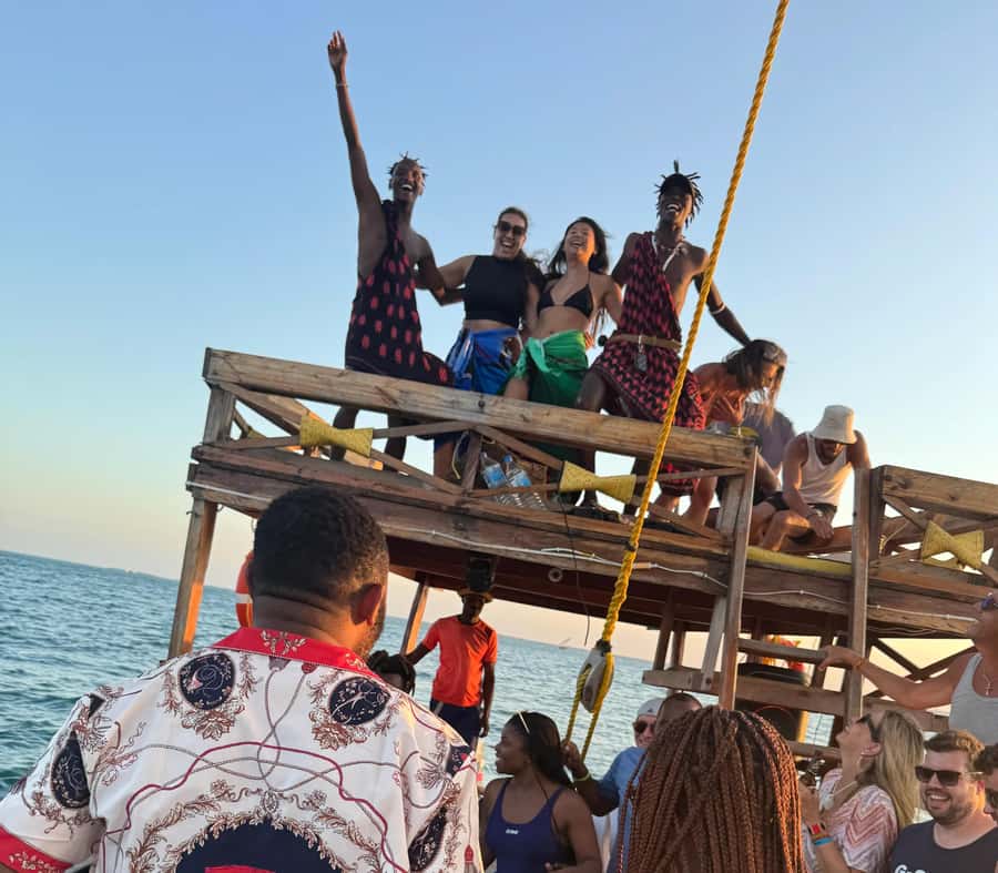Sunset party cruise in Zanzibar with BoomBoom Boat - The return to Nungwi