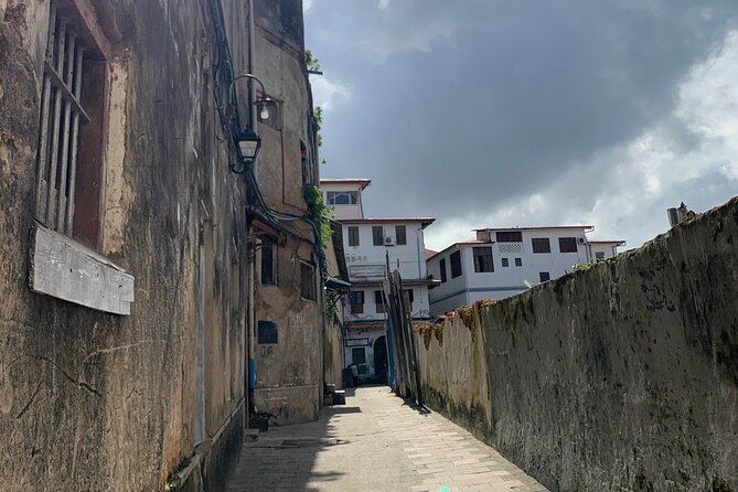 Welcome Zanzibar : A Journey through time for the Old Town - The former slave market and the difficult parts of Zanzibar’s past