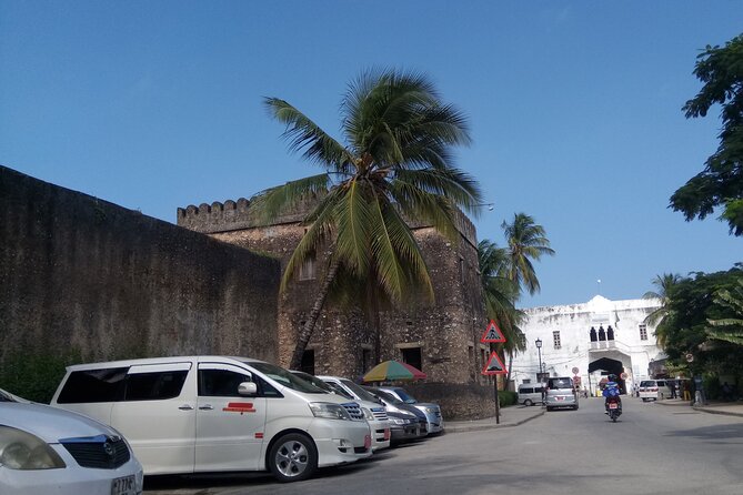 Zanzibar Airport Private Transfer to/from Hotel - Communication is part of the service