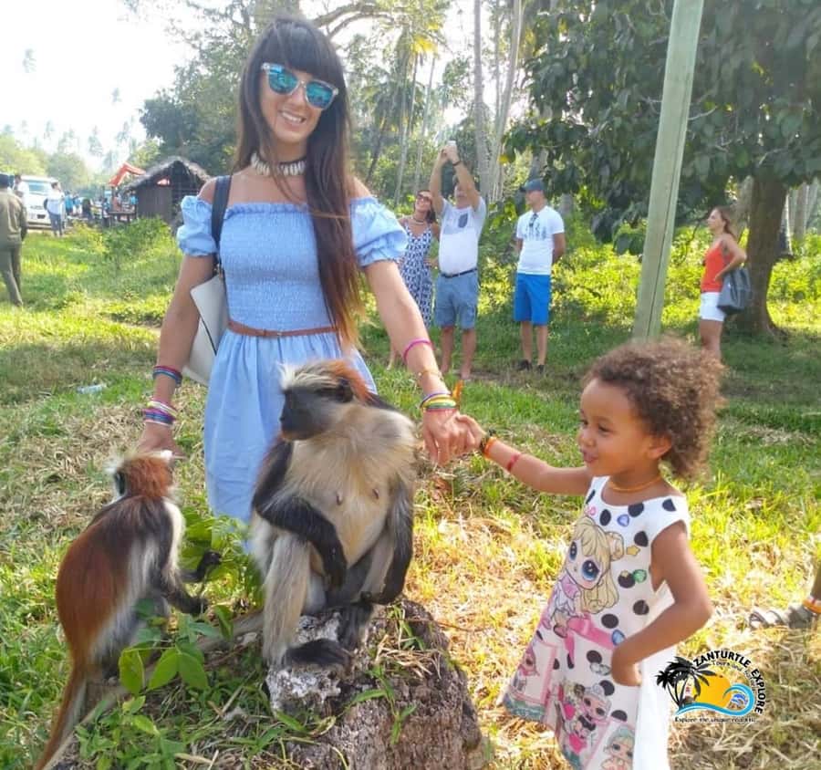 Zanzibar: Jozani Forest, Salaam Cave & The Rock Restaurant - What to bring for a smoother day