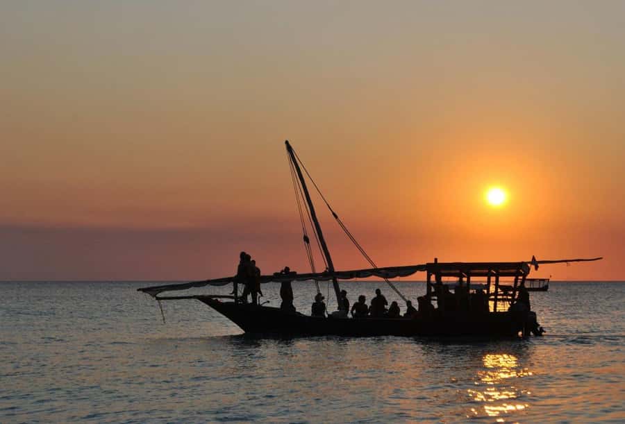 Zanzibar: Nungwi Sunset Dhow Cruise - The first 45 minutes on the water