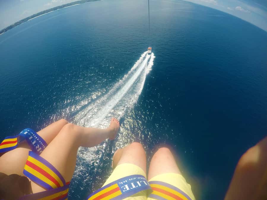 Zanzibar: Parasailing Experience with Instructor - The real value of a $95 flight