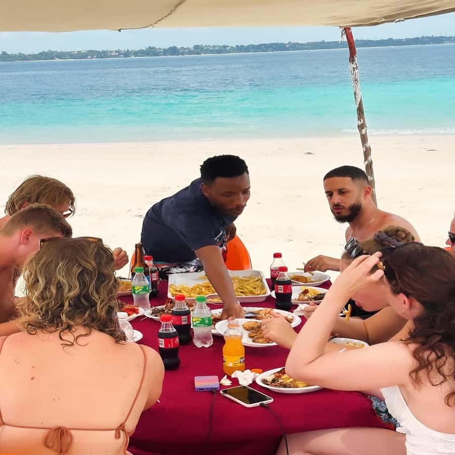 Zanzibar: Prison Island and Nakupenda Boat Trip with Lunch - Timing, comfort, and what to pack