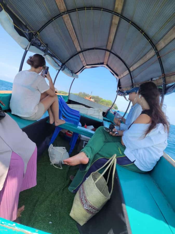 Zanzibar: Prison Island & Nakupenda Boat Tour with BBQ Lunch - What the $35 price really covers