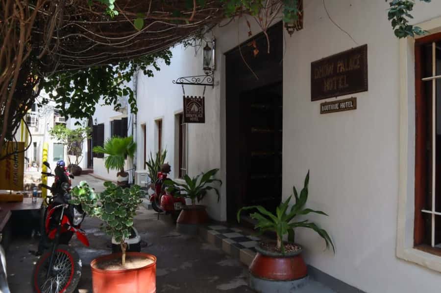 Zanzibar: Stone Town Walking Tour with Guide - Why Stone Town makes a good first Zanzibar tour