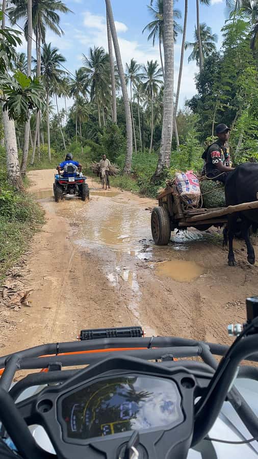 Zanzibar: Zenji ATV Tour - Finishing beside turquoise water